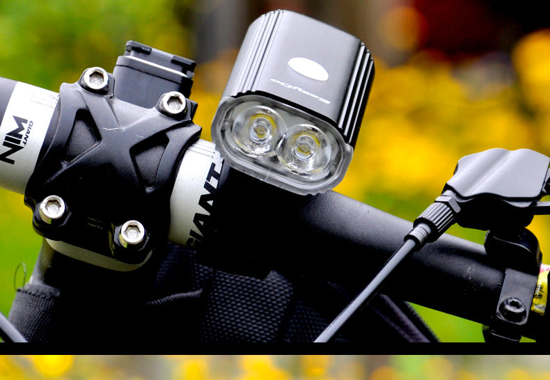 The Dark Knight II - 1000 Lumen LED Rechargeable Escooter Light