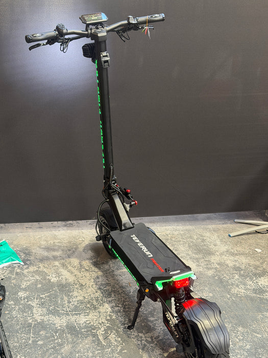 Ex Demo Teverun Fighter 11